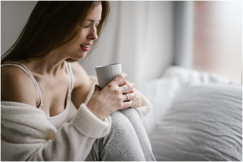 Women pur, Women Portrait, Frauenbilder, Frauen Portrait, natürliche Frauenbilder, Fotoshooting Frau,  natürliche Schönheit, natürliche Bilder, Fotoshooting Arbon, Fotoshooting Ostschweiz, Fotostudio Arbon, sinnliche Bilder, sinnliche Frauenbilder